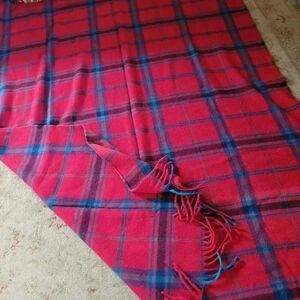 Pendleton Red Blue Green Plaid Wool Fringe Blanket Vintage USA Made 52x73in